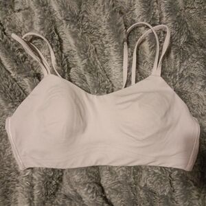 Lululemon like a cloud sports bra